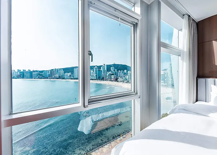 H Avenue Gwanganri Busan
