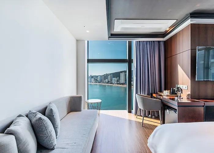 H Avenue Gwanganri 2* Busan