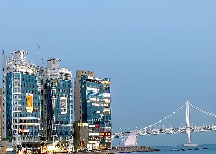 H Avenue Gwanganri Busan