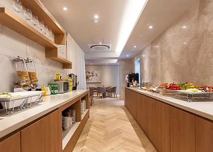 Hotel H Avenue Gwanganri