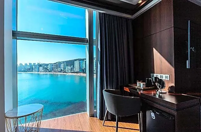 H Avenue Gwanganri Busan