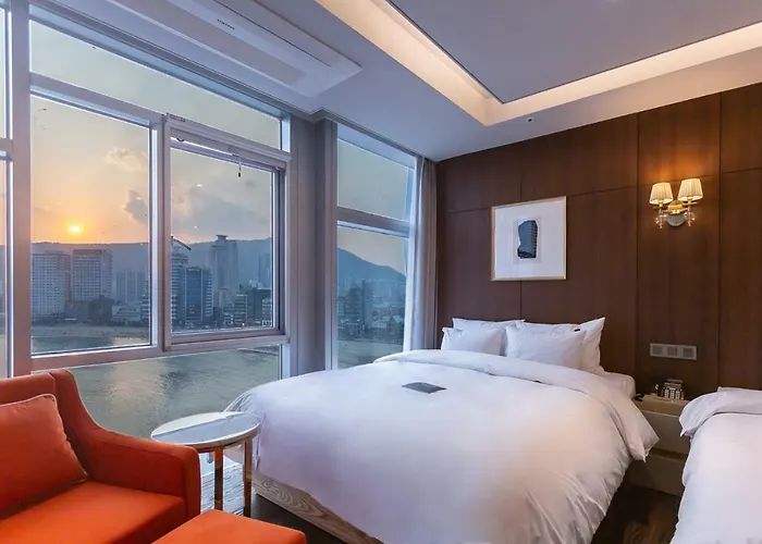 H Avenue Gwanganri Busan