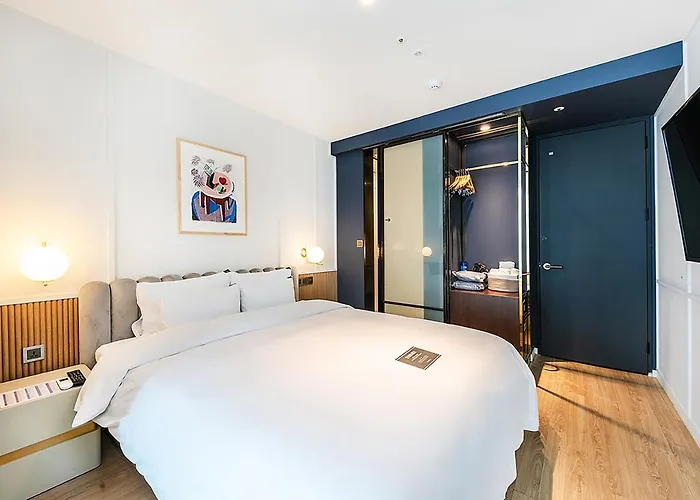 Hotel H Avenue Gwanganri 2*
