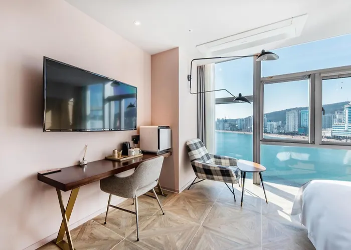 H Avenue Gwanganri 2* Busan
